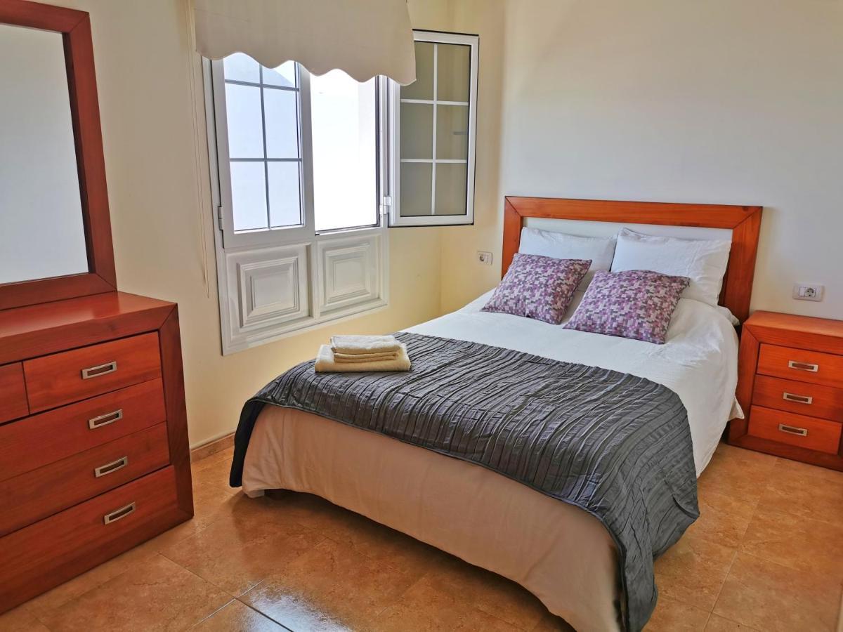 Apartamentos Brito Orzola Bagian luar foto